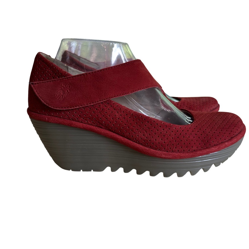 Fly London Yasi Red Perforated Nubuck Leather Wedge Pumps Shoes Size 39